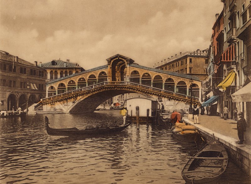Venice: Rialto Bridge by Italian Photographer