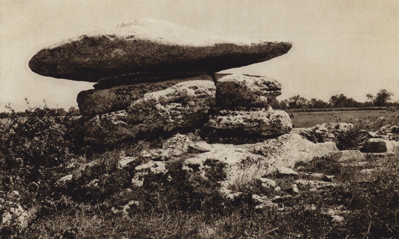 Minervino di Lecce, Dolmen by Kurt Hielscher