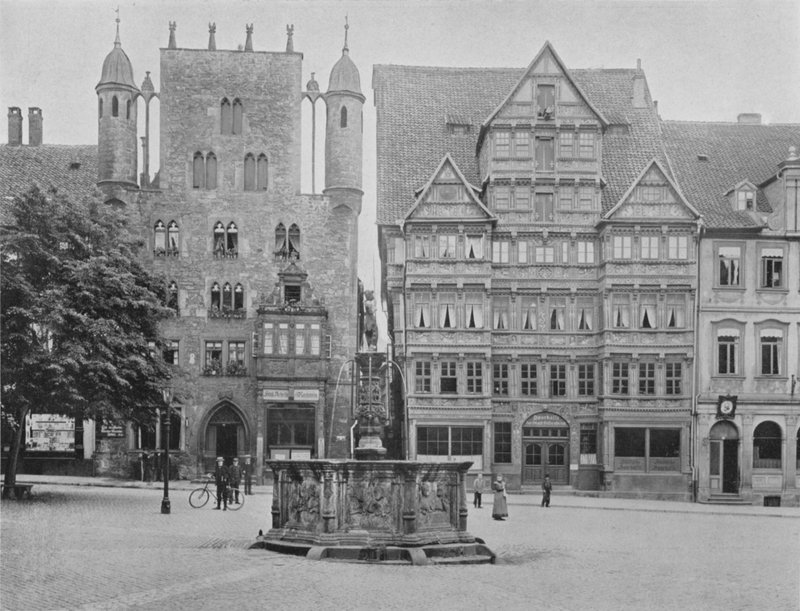Market Square with Tempelherrenhaus and Wedekind