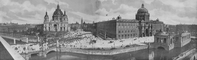 Museum, Lustgarten, Cathedral, Royal Palace, National Monument by Photographer German