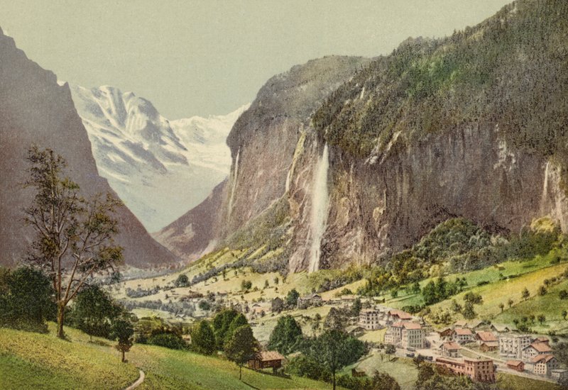 Berner Oberland: Lauterbrunnen by Swiss Photographer