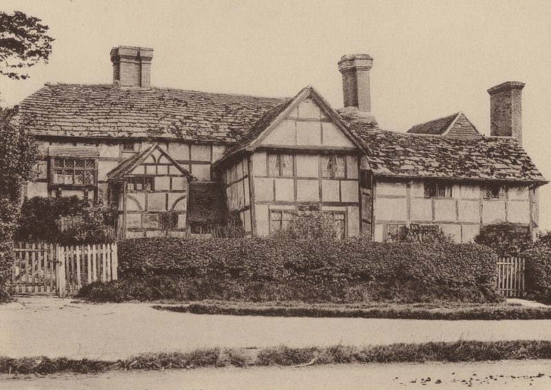 At North Chapel, North Street, Horsham, Sussex by William Galsworthy Davie