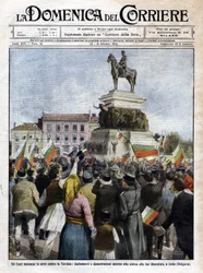 First Balkan War: Demonstrations in Front of the Statue of the Tsar in Sofia, Bulgaria. Illustration by Beltrame in La Domenica del Corriere. October 1912