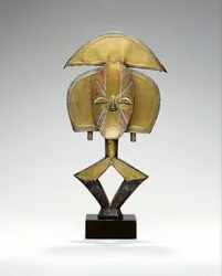 Mbulu Ngulu, A Kota Reliquary Figure