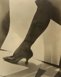 Dorothy True, 1919