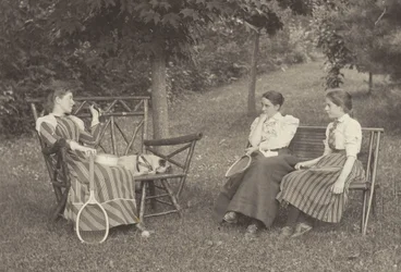Emmy Obermeyer, Agnes Stieglitz, and Flora Small at Oaklawn
