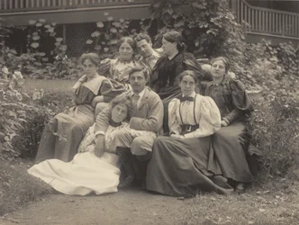 Ma, Aunt Rosa, Selma, Ag, Emmy, Ralph Bernheim, Hans Wetzler and Minnie Wetzler, Lake George