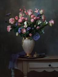 Elegant Floral Arrangement