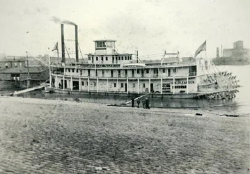 The stern-wheeler 