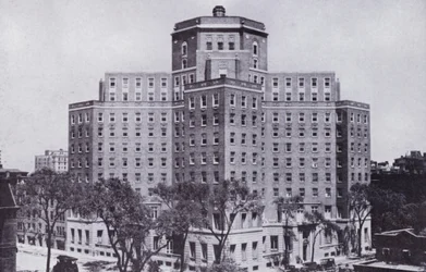 Chicago: Harriet Hammond McCormick Memorial, YWCA