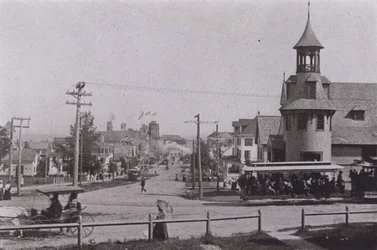 Old Orchard Beach, Maine: Old Orchard looking toward the beach