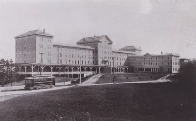 Old Orchard House, Maine: Inland Front