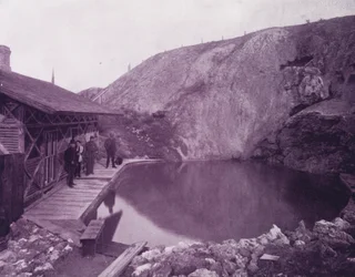The pool at Banff Hot Springs, British America