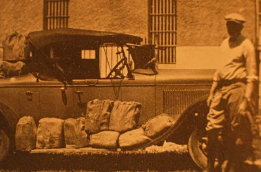 Hams - six-bottles packets in straw and paper for padding in burlap, during Prohibition