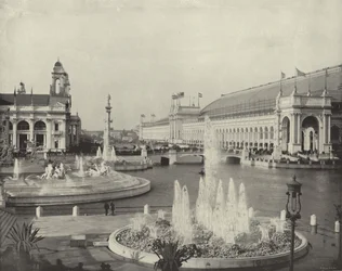 The Great Fountains in Action