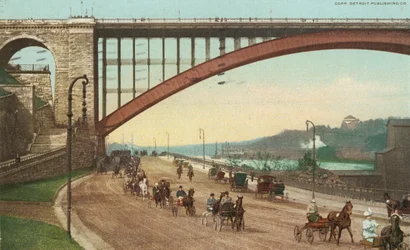 The Speedway, New York, c.1911