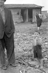 Crotone - Childhood in the Shuttle