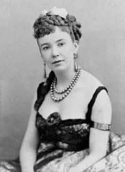 Cora Pearl