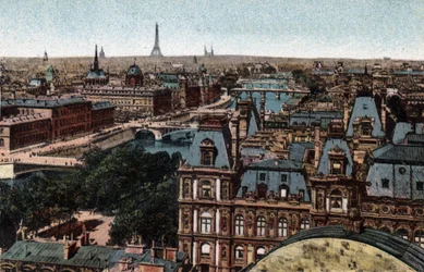 Paris: panorama of the Eight Bridges on the Seine with the Eiffel Tower in the background. Photograph of 1920 in Artistic Album of the city of Paris. Private collection.