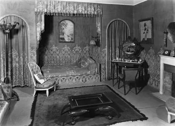 Bedroom belonging to Jeanne Lanvin