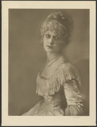 An Old Fashioned Lady