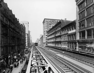Elevated tracks near Adams Street station, Chicago, Illinois, USA, c.1900