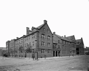 Hull House, Chicago, Illinois, USA, c.1905