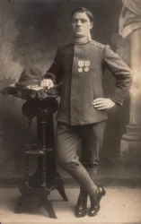 Album "The Royal Army (World War I)": Infantry Soldier in field uniform