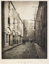 Broad Close No. 167 High Street, from The Old Closes and Streets of Glasgow