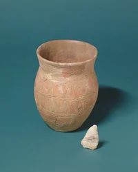 Beaker Pot and Flint Knife Found Accompanying a Burial at Barnwood, Gloucestershire, c.2000 BC