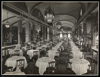 The Roof Garden Restaurant at the Hotel Pennsylvania, 1919