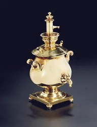 Miniature Samovar Scent Flask with Stopper, Probably Moscow, 1908-17