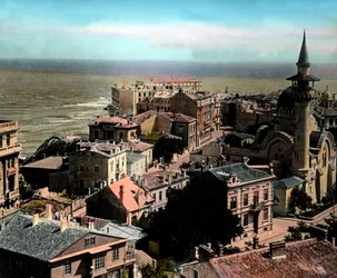 Romania, Constanța city, one of the largest seaports on the Black Sea. View of the Great Mahmudiye Mosque, image date: circa 1920. Carl Simon Archive