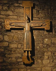 Christ on the Cross, Fully Clothed