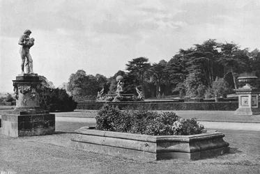 Art and Nature on the Lawn