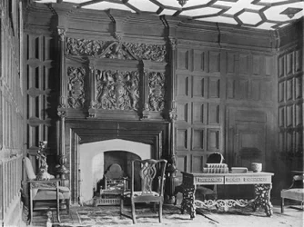 The Queens Room, Date 1569