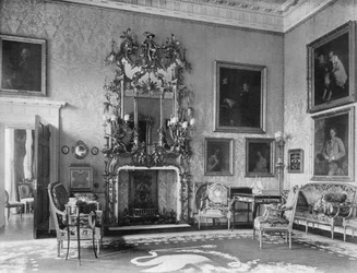 The Swan Withdrawing-Room