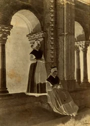 Arlésiennes in the Cloister of Saint-Trophime "Arles"