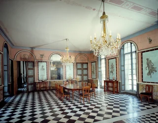 View of the dining room of the castle of Malmaison, residence of Emperor Napoleon I, decorated by Charles Percier and Pierre Francois Leonard Fontaine