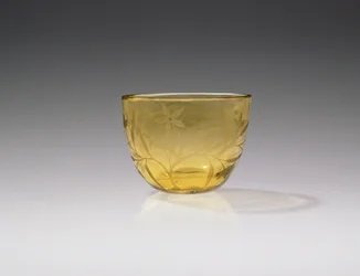 Wine cup, Yongzheng period, 1723-35
