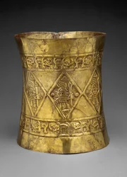 Crown Depicting Rulers or Gods Holding Ceremonial Staffs, 800-1350 AD