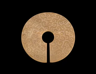 Earring with dragons, 8th-7th century BC