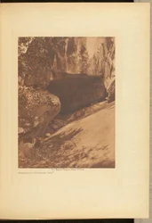 Entrance to the Painted Cave