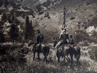 Indians of America of the Apsaroke tribe in the black canyon, United States