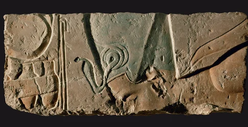 Amenophis IV Akhnaton adoring the sun