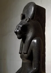Egyptian antiquity: the lioness deity Sekhmet crowned with the solar disk. Statue of black granite. 1540-1295 BC. H. 210 cm, Turin, Egyptian Museum