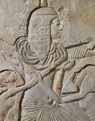 Horemheb with Children and Officials