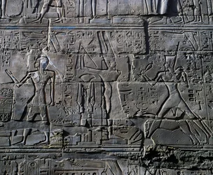 Queen Hatshepsut before God Amun (detail)