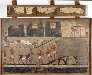 Egyptian antiquity: the transport of wheat on the back of mules and on the back of men. Detrempe on clay and straw from the tomb of the General and Chancellor of King Iti in El Ghebelen near Luxor. 2200-2000 BC. Turin, Egyptian Museum
