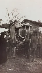 Album of the First World War in Friuli-Venezia Giulia: photoelectric car, 01-04/1916